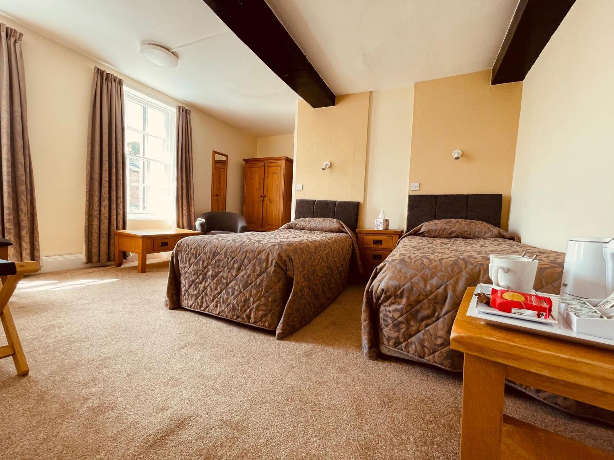 Cain Valley Hotel Llanfyllin Quarto foto